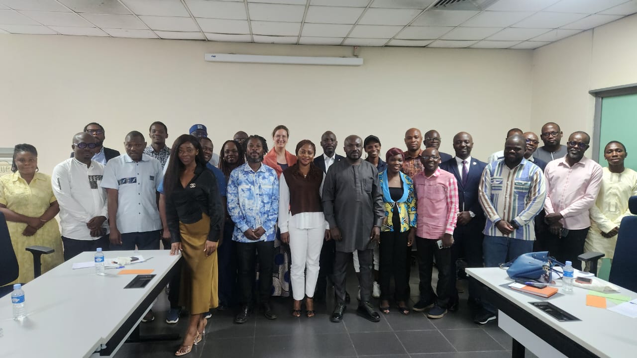 Atelier stratégique/lutte contre la désinformation : DW Akademie sensibilise étudiants et hommes de médias